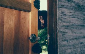 Read more about the article Making The Doors Of Your Home Burglar Proof