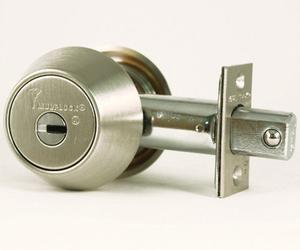 Read more about the article Do You Need A Commercial Locksmith?