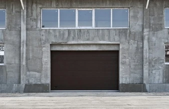 Read more about the article Why You Shouldn’t Delay Repairing Commercial Garage Doors