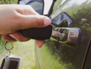 Read more about the article What Can an Automotive Locksmith Help You With?