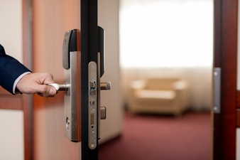 Read more about the article Make Keeping Your Home Secure Your New Year’s Resolution