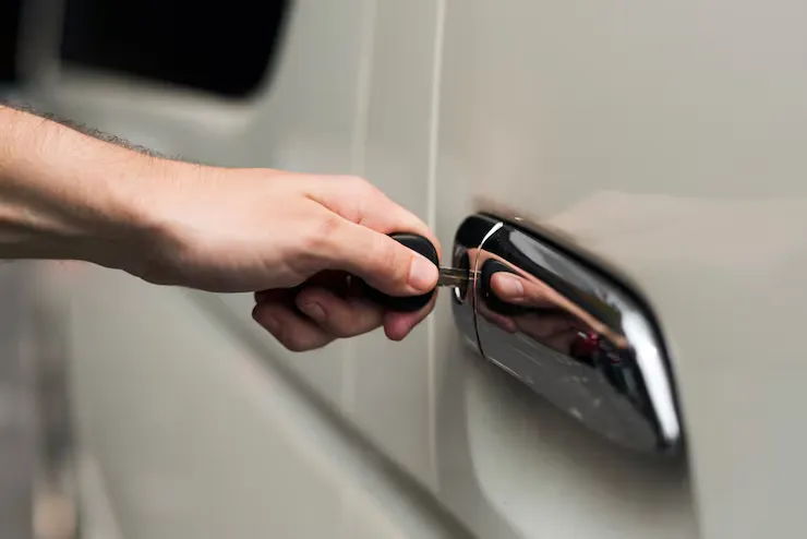 Locksmith vs. Tow Truck: Which Should You Call for a Car Lockout in Orange County? Locksmith vs. Tow Truck: Which Should You Call for a Car Lockout in Orange County?